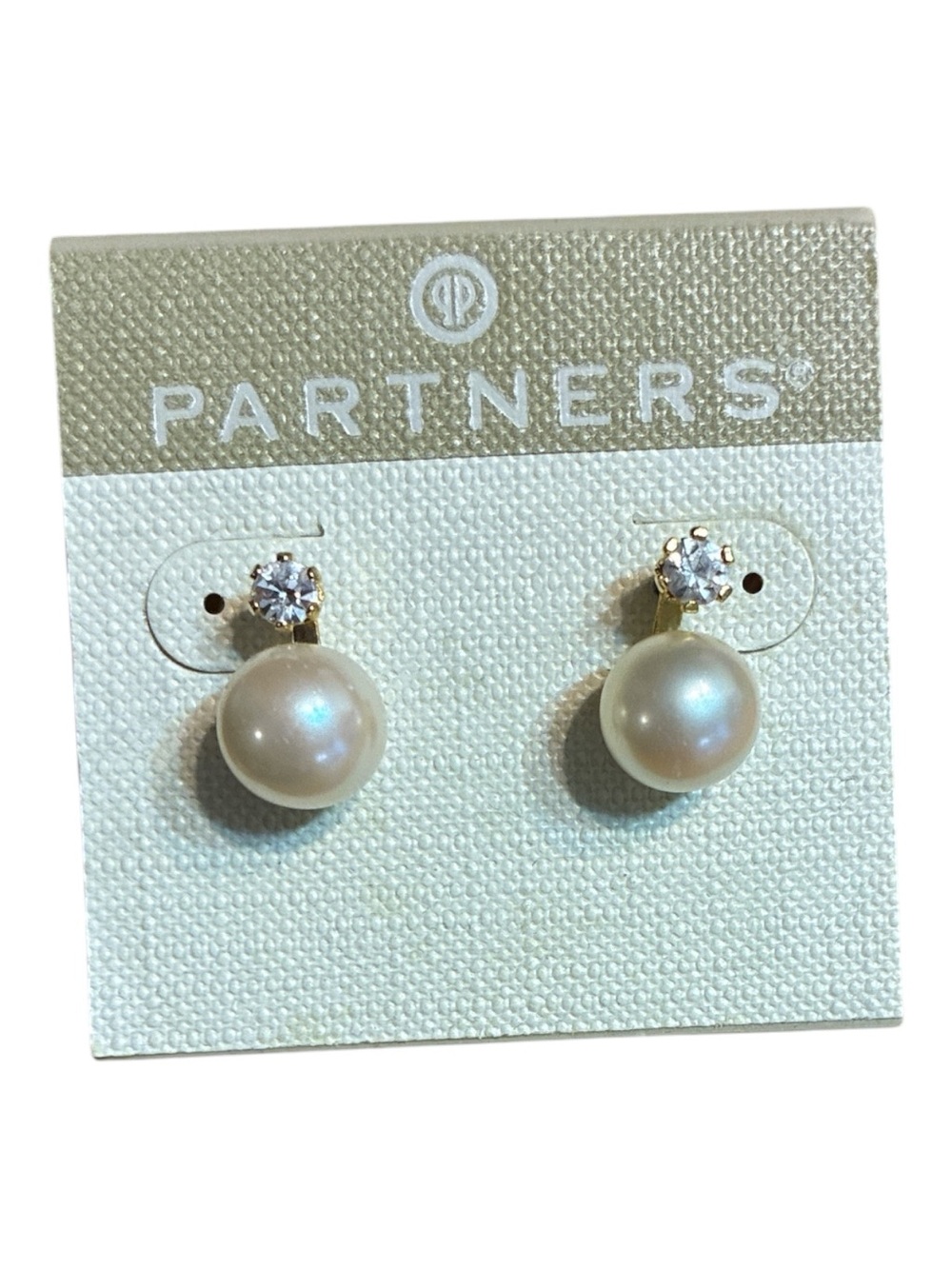 ✨ 3/$15 ✨ Pearl and Crystal Stud Earrings